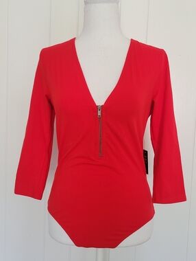 NWT Express One Eleven Red Bodysuit Low Cut Adjustable Zip Bust Thong ¾ Sleeve M